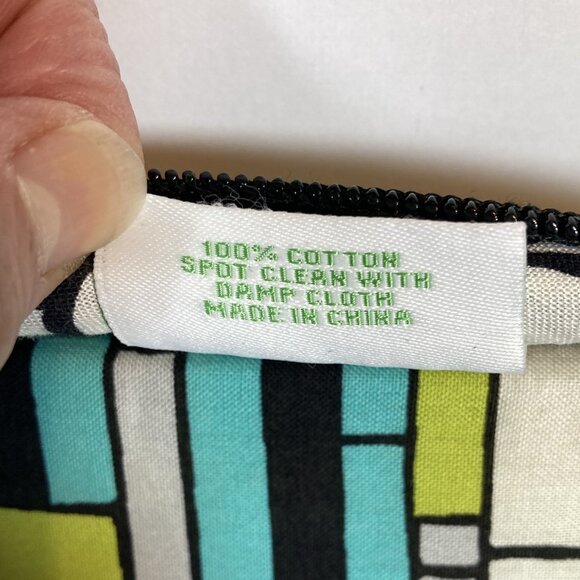 Vera Bradley Tablet Case Island Blooms Floral Padded Zip Around 8.5 in x 11.5 in - Picture 7 of 9